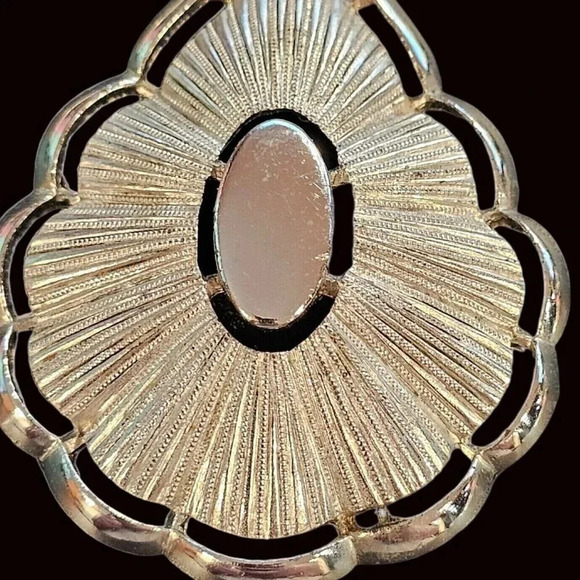 Vintage Signed CROWN TRIFARI Tear Drop Silver Tone Pendant 70s 80s Boho Hippie - Picture 4 of 8